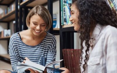 Human Library: la biblioteca in cui si prestano persone al posto dei libri 