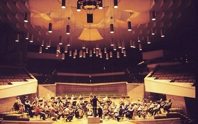 Versi in musica: dal Salmo alla canzone leggera