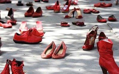 Un libro per il 25 novembre: “Gocce di veleno” di Valeria Benatti