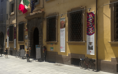 Biblioteca Panizzi di Reggio Emilia: dove si trova, orari, come funziona il prestito libri