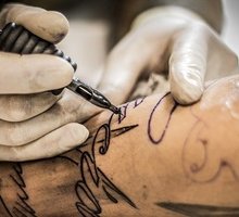 Tatuaggi letterari: ecco alcune idee originali per gli amanti dei libri