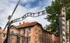 “Arbeit macht frei”: storia e significato della frase sui cancelli dei campi di concentramento