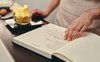 Cucina e letteratura: romanzi da leggere con ricette incorporate