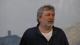 Addio a Francesco Guccini: intervista (1983) al cantastorie di Pavana