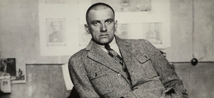 Vladimir Majakovskij: le poesie più belle e famose per ricordarlo
