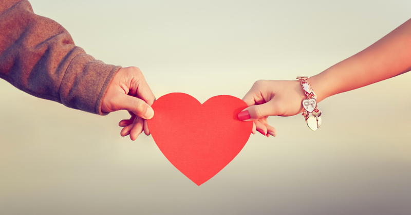 San Valentino: le migliori frasi di auguri