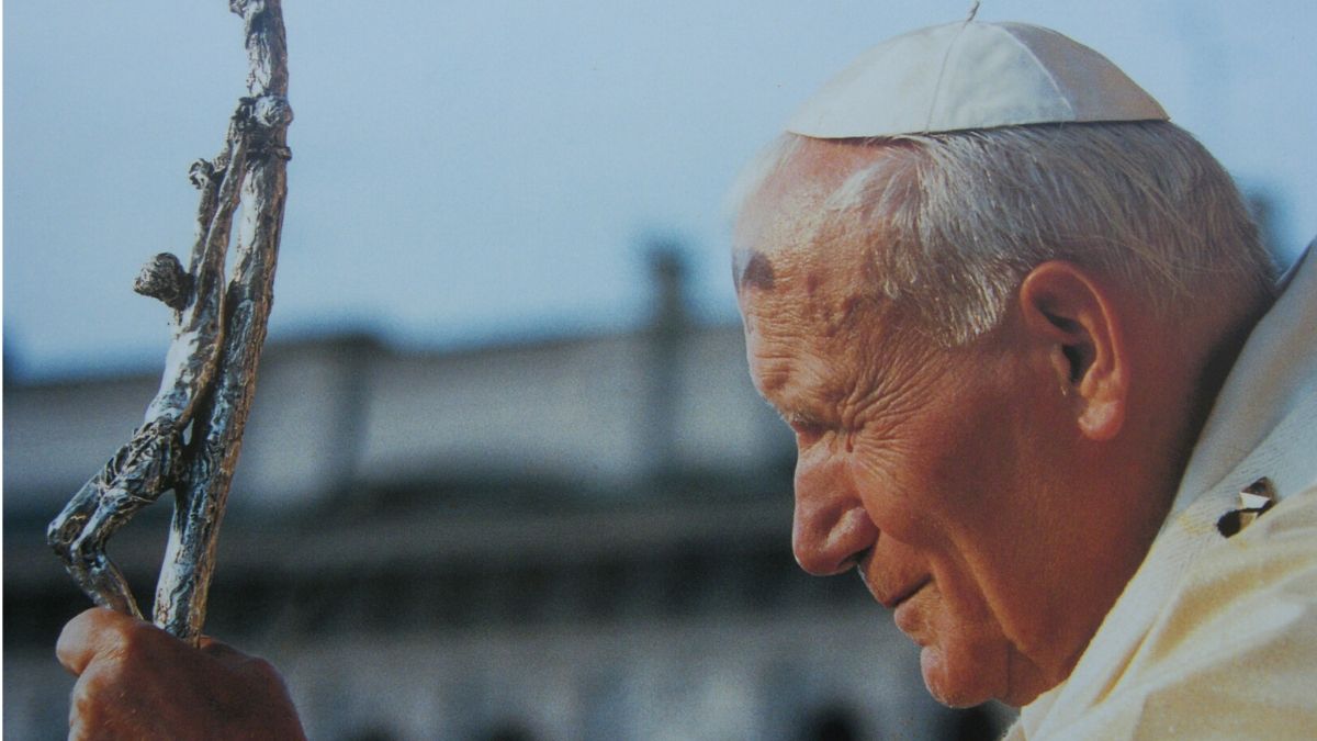 Centenario nascita Papa Giovanni Paolo II: 10 libri per conoscerne la storia