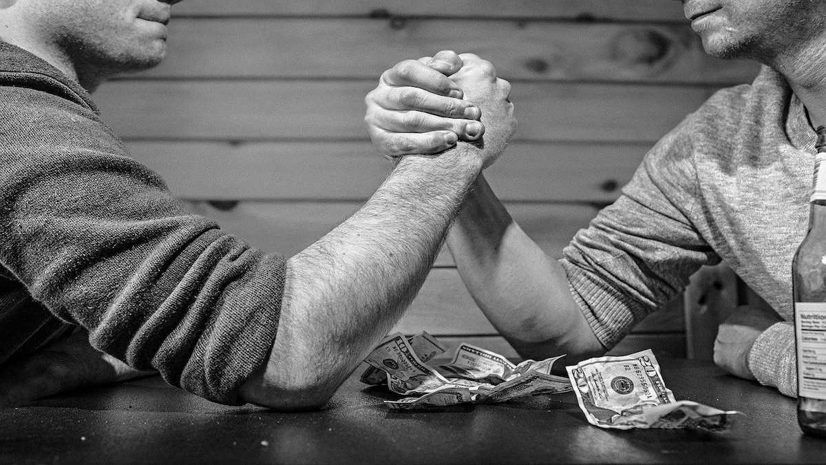 “Chi la dura la vince”: significato e origine letteraria del proverbio