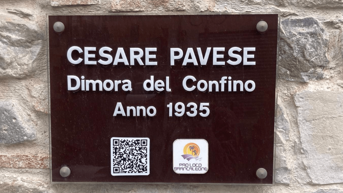 Quando Cesare Pavese andò al confino a Brancaleone, sulle coste della Calabria