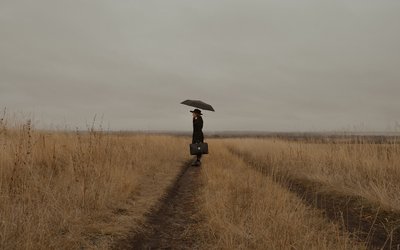 “La morte è la curva della strada”: la poesia trascendente di Fernando Pessoa 