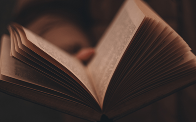 Cinque poeti italiani contemporanei da leggere e riscoprire