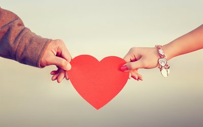 San Valentino: le migliori frasi di auguri