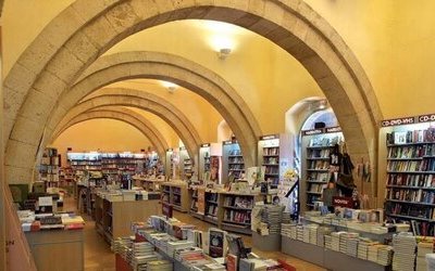Una petizione per salvare la storica libreria dei Sette di Orvieto