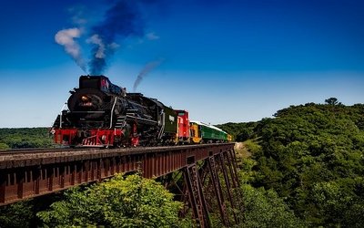 Libri ambientati in treno: ecco cosa leggere in viaggio su rotaia