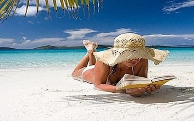Lavorare con i libri in un resort di lusso alle Maldive: AAA cercasi libraio blogger
