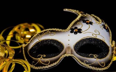 “La maschera” di Trilussa: testo, parafrasi e significato della poesia