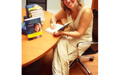 Intervista a Sara Rattaro in libreria con “Niente è come te”