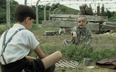 Stasera in tv Il bambino con il pigiama a righe, il film dal romanzo di John Boyne
