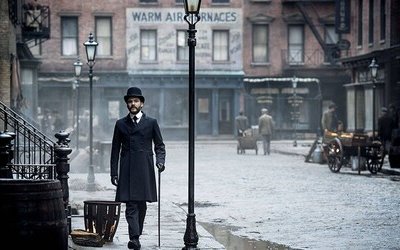 The Alienist: in Italia su Netflix, dal 19 aprile 2018, il romanzo di Caleb Carr