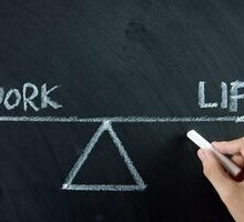 Vivere per lavorare o lavorare per vivere? La concezione del lavoro per Esiodo