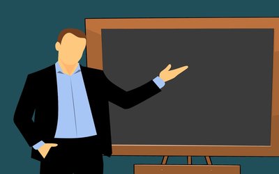 Test Scienze della formazione primaria 2022: posti, domande e punteggio