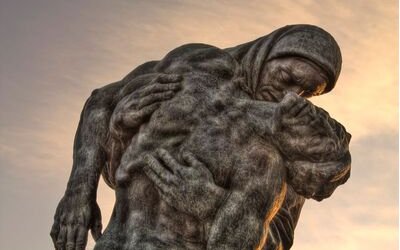 “La pietà” di Giuseppe Ungaretti: una poesia dialogo con Dio