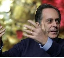 Intervista a Marco Saya, l'editore che ha creduto nella poesia