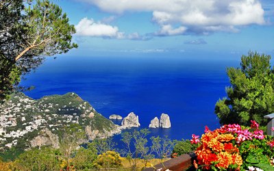 “Mediterraneo” di Eugenio Montale: l'ode al mare in poesia