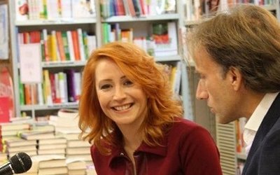 Simona Teodori presenta “Figlie di Eva” in un'intervista