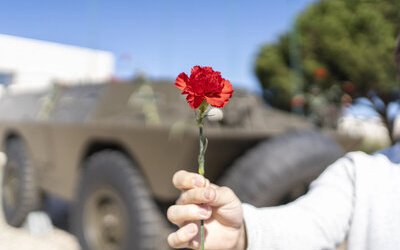 L'altro 25 aprile, la Rivoluzione dei Garofani in Portogallo: storia e libri da leggere