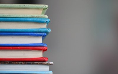 Festa del libro su Amazon: in regalo 7 euro a chi acquista libri cartacei
