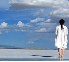 “Tra l'andarsene e il restare”: la poesia metafisica di Octavio Paz 