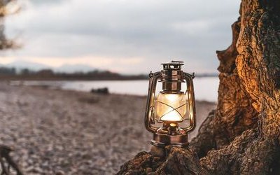 “Morte di una stagione” di Antonia Pozzi: la poesia sulla fine dell'estate come termine della felicità e dell'esistenza