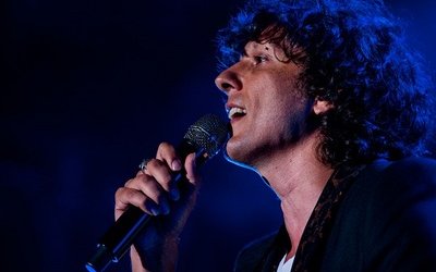 Ermal Meta: versi in musica. Richiami a Dante e Leopardi nei testi