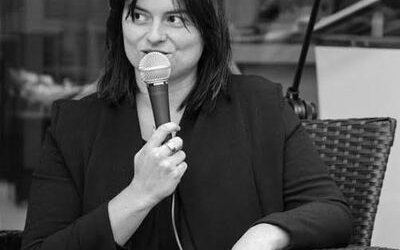 Intervista a Michela Zanarella: il suo libro di poesie tradotto in Romania