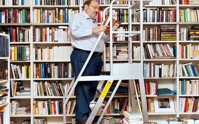Bologna: nascerà la biblioteca dedicata a Umberto Eco? I suoi libri ancora soggetti a vincolo