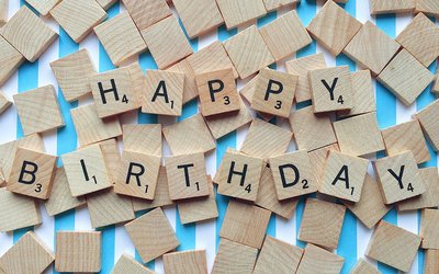 Buon compleanno: come si scrive in tutte le lingue del mondo