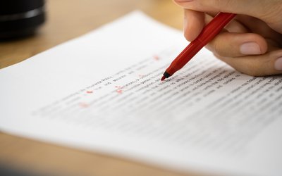 Asindeto e polisindeto: significato, differenze ed esempi
