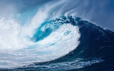 “L'uomo e il mare” di Charles Baudelaire: il parallelismo tra onda e anima