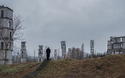 Il legame tra Anselm Kiefer e le poesie di Paul Celan nel documentario di Wim Wenders